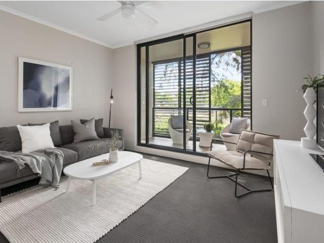 Resort style modern apartment