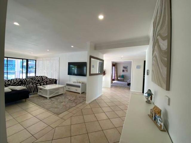 Resort‑Style Waterfront Living in Florida Gardens – FULLY FURNISHED