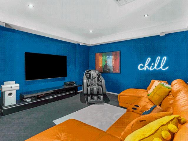 RESORT STYLE WATERFRONT LUXURY FULLY FURNISHED EXECUTIVE RESIDENCE