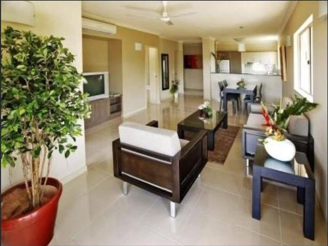 RESORT PARADISE 9 SWIMMING POOLS TENNIS COURTS MINUTES TO CAIRNS CITY