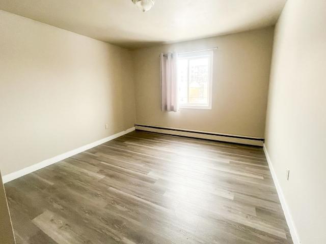 Ret 3940 Apartments 1 Bedroom Apartment for Rent at 3940 Retallack St, Regina, SK S4S 3B9 Albert Park