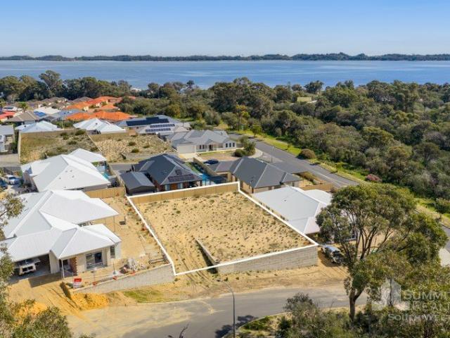 Retained Block in a Convenient Australind Location