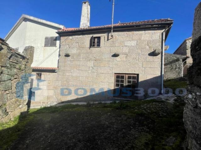 Retoma bancária | Moradia T5 em Vila Pouca de Aguiar