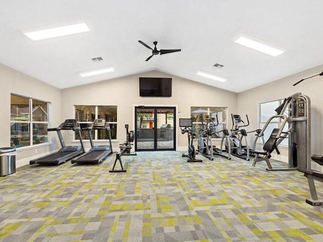 Retreat at Crosstown 2 Bedroom Apartment for Rent at 10301 Marsh Harbor Way, Riverview, FL 33578