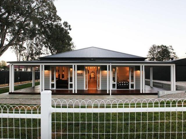 Retreat to the Country Magnolia House
