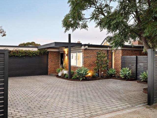 Retro Architectural Home By the Bay