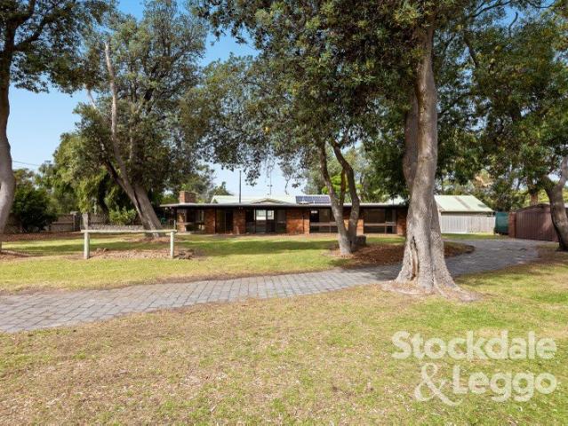 Retro Charm, Rare Land, Remarkable Potential