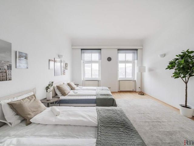 RETRO CHIC IM ALTBAU MIT BALKON II AIRBNB oder SELBST EINZIEHEN II KOMPLETT MÖBLIERT II ca. 11m² BALKON II NÄHE U6/AKH/VOLKSOPER/WUK