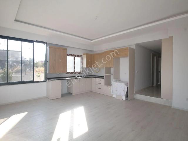 Retro’dan Eski Mezitli’de Kaliteli İşçilik Ve Modern Dizaynı İle Şaşıracağınız Kiralık 2+1
