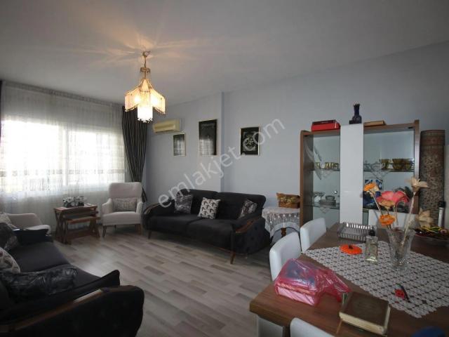 Retro’dan Marina Civarı Doğalgazlı B.mutfak Kiralık 2+1