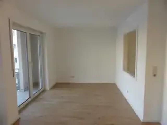 Reudnitz. Neubau mit Balkon und TG Stellplatz!