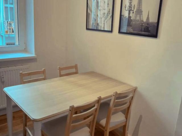 Revaler Straße 1st Floor Apartment