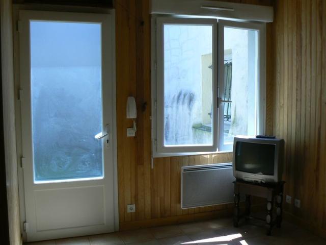 REVEL Appartement duplex T2, arrière cour
