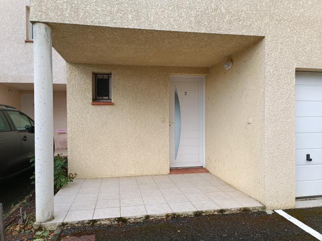 REVEL Maison T3 avec jardin et garage