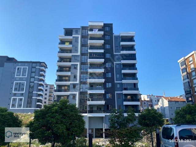 REVİZYON'DAN DENİZ MANZARALI EMİNEVİME UYGUN FIRSAT DAİRE