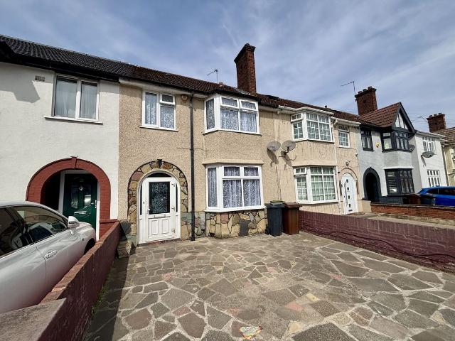 Review Road, Dagenham RM10, 3 bed terraced house to rent, £2,200 pcm | PrimeLocation