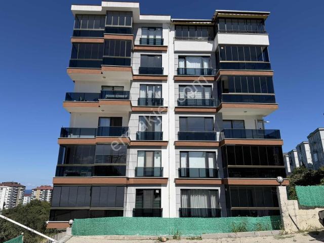 Revizyon'dan Tepe Tower Sitesinde Aileye Uygun Geniş Ferah Daire
