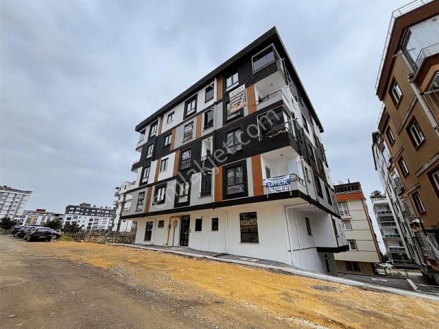 Revizyon'dan *üniversite Ve Plaj Bölgesinde* Kiralık 1+1 Daire