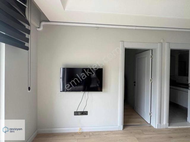 Revizyon'dan Çakırkent Sitesinde Eşyalı Kiralık Bahçe Katı