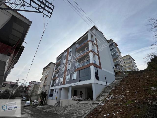 Revizyon'dan Lüx Ve Konforlu Sıfır Oturuma Hazır 2+1 Daire!