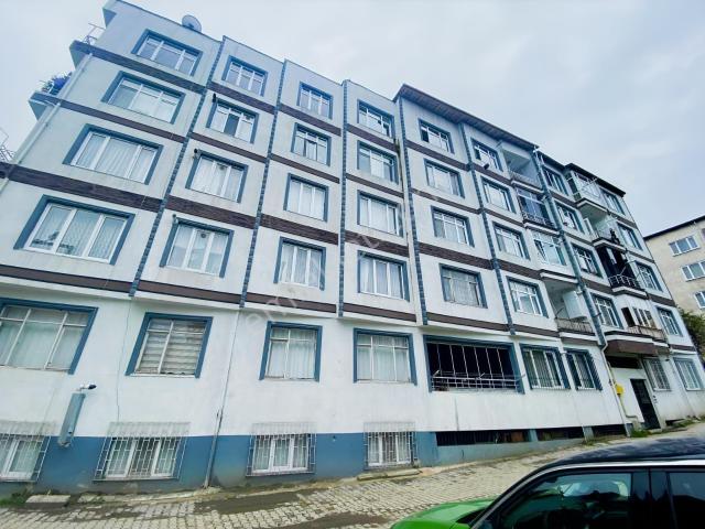 Revizyon'dan Merkezde Kiralık Geniş Daire!