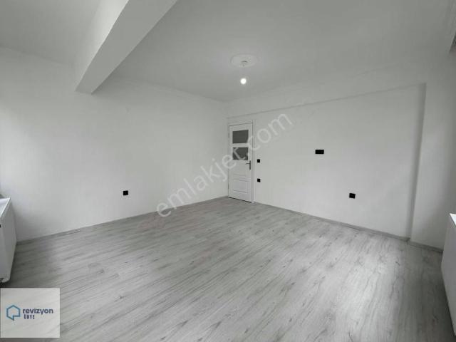 Revizyon'dan*bağımsız Mutfak* 120m2 İçi Sıfır_3+1_ferah Daire