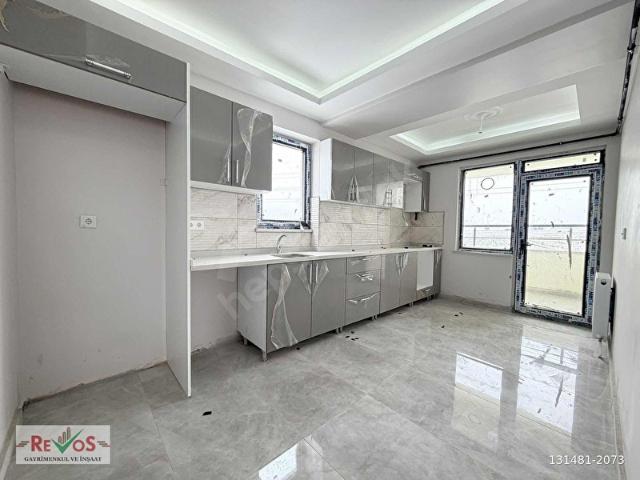REVOS ERGENE CUMHURİYETTE 2+1 100M2 SATILIK SON KAT DAİRE