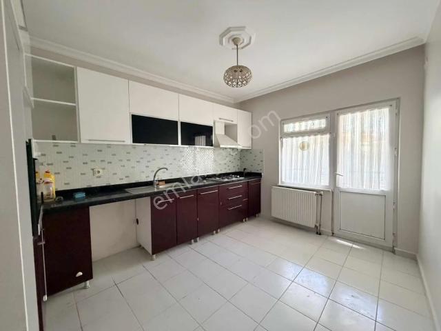 Revos / Çorlu Şeyhsinanda 2+1 Arakat 100m2 Kiralık Daire !