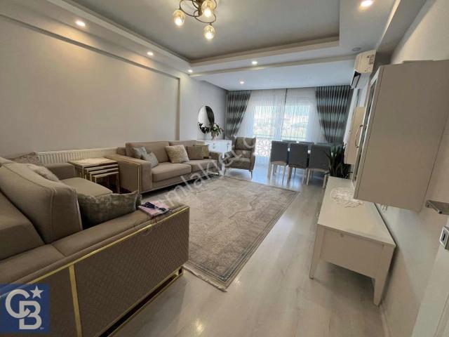 Reyhan Sitesi'nde Sitelerin Kalbinde Kullanışlı Ve Ferah Daire