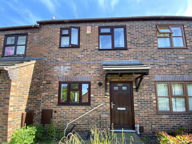 Reynolds Drive, Oakengates, Telford. 2 bed terraced house to rent £850 pcm £196 pw