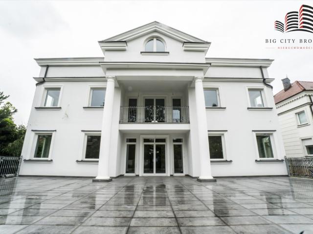 Rezydencja Wilanów 1100 m² z możliwością podziału na dwa mieszkania