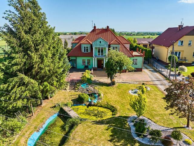 Rezydencja z biznesem, 200 m2, ogród, możliwość zakupu działek