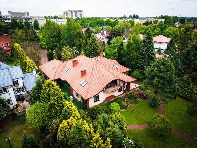 Rezydencja z przestrzenią i prywatnością