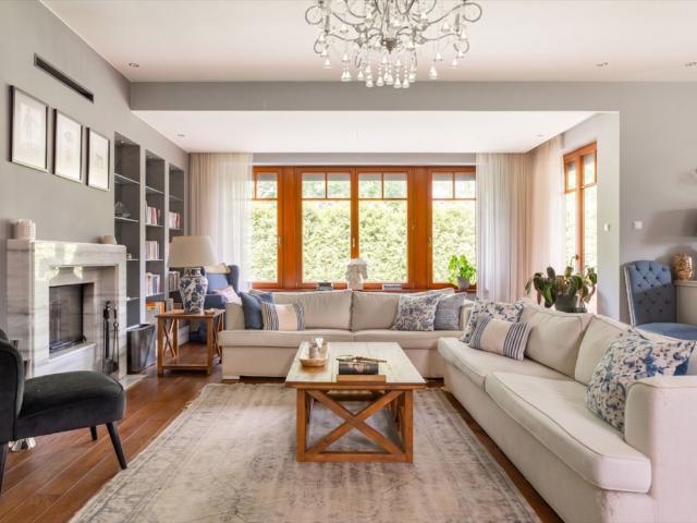 Rezydencja 285 m² w Walendowie polecam