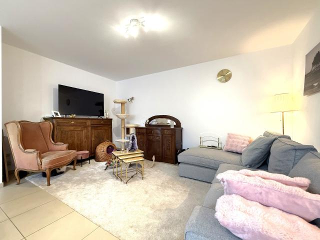 Rez de chaussée à louer 5190 Spy 850 €