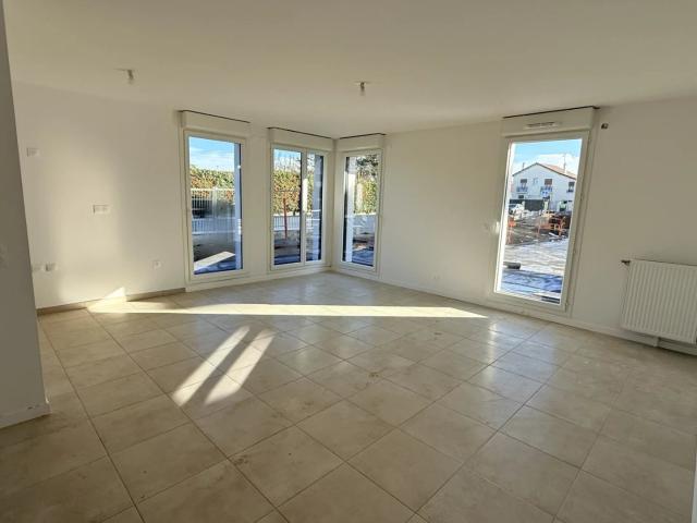 Rez de jardin T3 avec box double