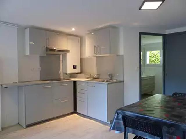 Rezé 44400 Location maison 3 pièces t3