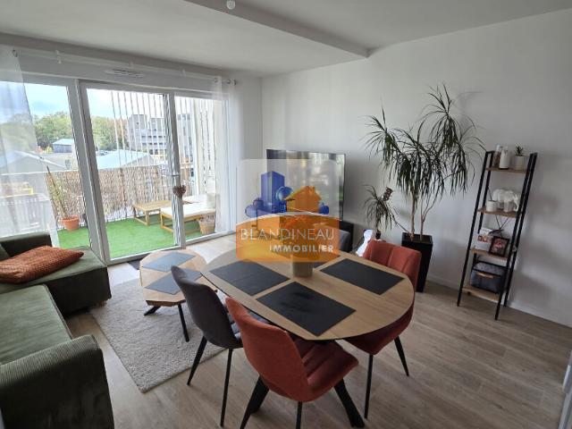 REZEBel appartement 45,45 m2 MEUBLÉTerrasse et Parking