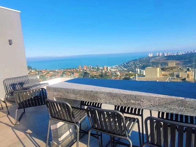 Reñaca: 2d 2b con terraza, piscina y conserjería 24/7