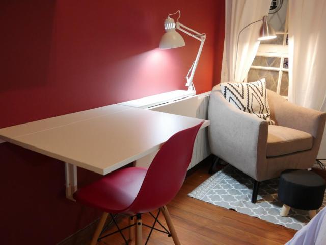 RH15 R5 Charismatic double bedroom in a student flat, in Dreta de l'Eixample