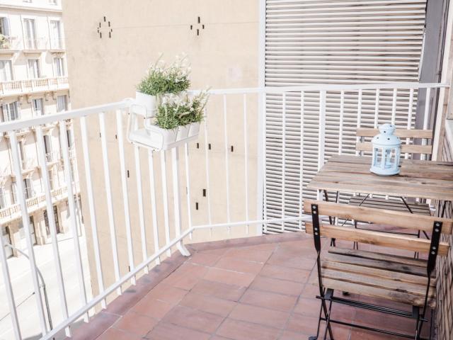 RH4 R2 Single bedroom in a stylish flat near the iconic La Sagrada Familia