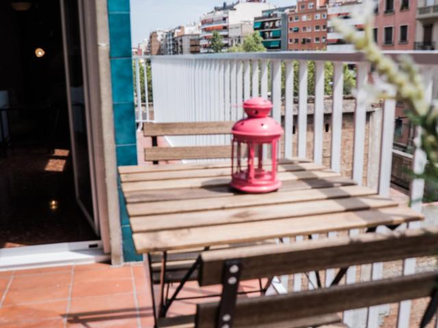 RH5 R3 Inviting single bedroom near Plaça de Gaudí