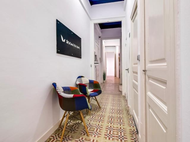 RH9 R6 Captivating double bedroom in Vila de Gràcia