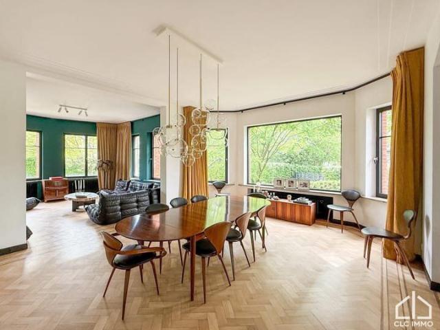 Rhode Saint Genèse – Magnificent Art Deco style villa