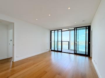 Rhodes Central Unique and spacious Three bedroom WITH BIG STUDY ROOM! & Stunning breathtaking water view & Natural light throughout