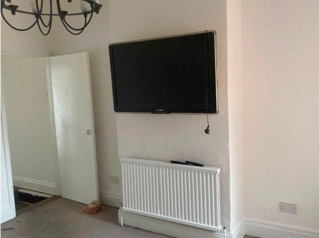 Rhodes St, Castleford WF10, 3 bed terraced house to rent, £900 pcm | PrimeLocation