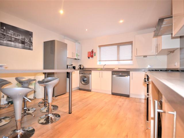 Rhondda Street, Mount Pleasant, Swansea SA1 6ET StudentDigz Ltd