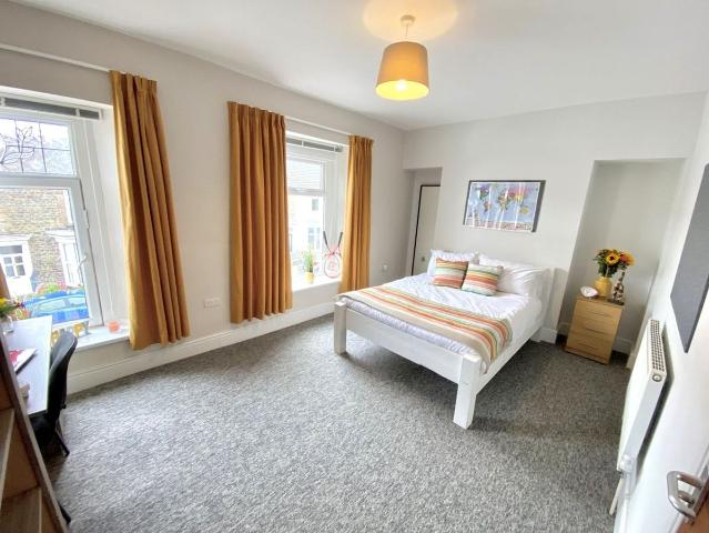 Rhondda Street, Swansea SA1, 5 bed shared accommodation to rent, £1,900 pcm | PrimeLocation
