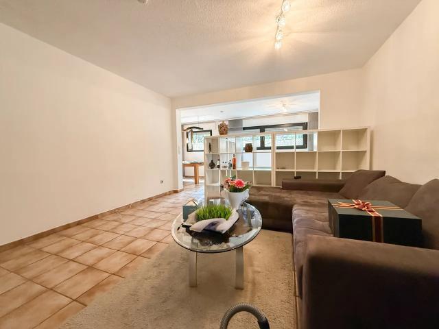 Rheinberg: Gemütliche 1 Zimmer Souterrainwohnung mit Einbauküche