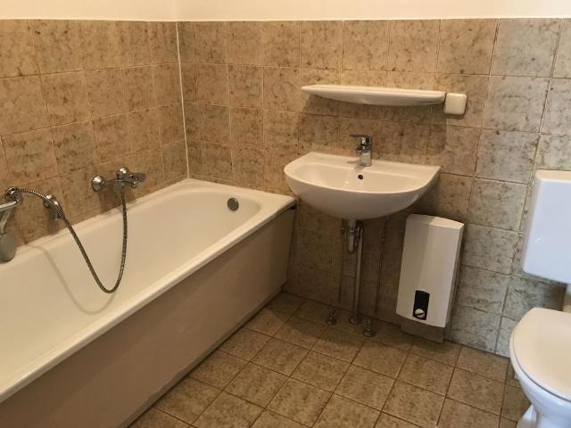 Rheinstraße 24, 46562 Voerde